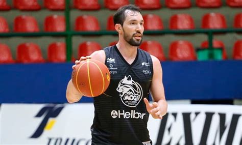 El basquetbolista linqueño Enzo Cafferata jugará en un nuevo equipo Corazón Amateur