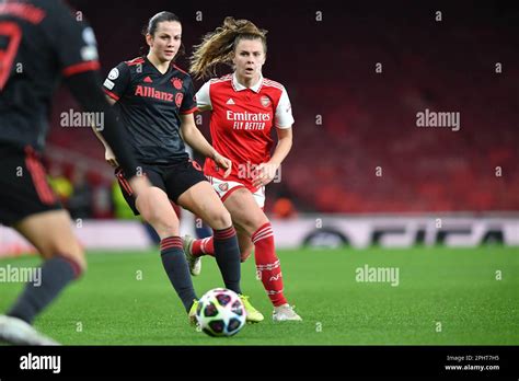 London Uk 29th Mar 2023 Victoria Pelova Of Arsenal Women And Tuva