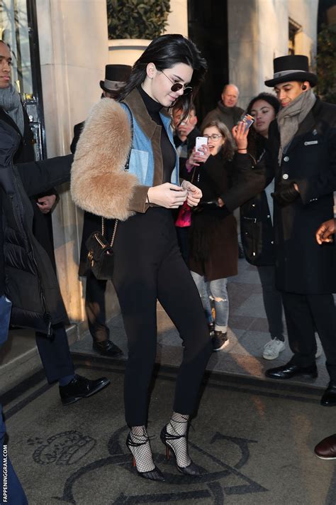 Kendall Jenner Nude The Fappening Page FappeningGram