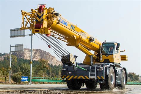 XCMG New Telescopic Boom Crane Xcr75 U 75 Ton Rough Terrain Crane For