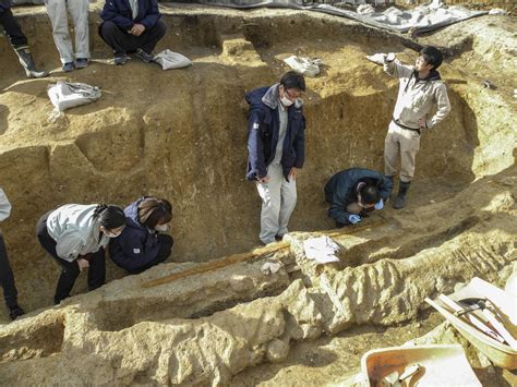 Mirror And Sword Found In 4th Century Tomb In Japan The Japan Times