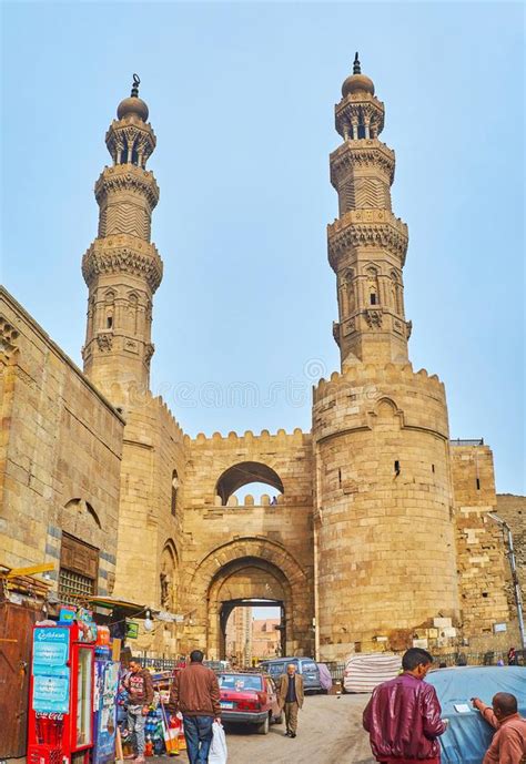 Tours Islamiques De Style De Bab Zuwayla Gate Le Caire Egypte