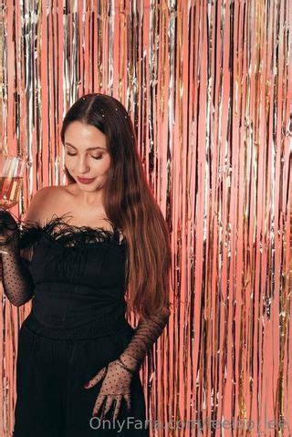 Leeloo Lee Leeloo Lee Nude OnlyFans NudoStar TV