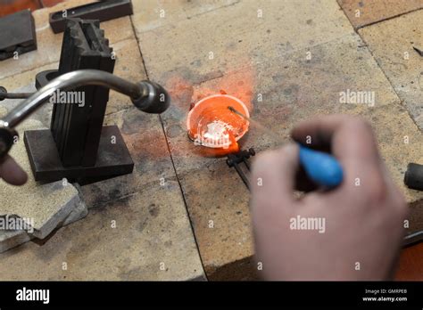 Heat melts hi-res stock photography and images - Alamy