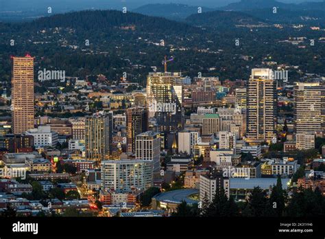 Downtown Skyline At Twilight Portland Oregon Usa Stock Photo Alamy