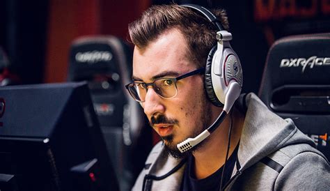 Cloud Run Over Hellraisers Set Up Showdown With Faze Clan Win Gg