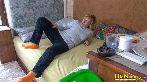 Sliding Toy Between Her Labia 15 Nude Pics XHamster