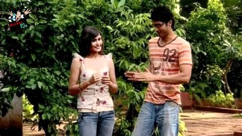 Seductive Babe Flaunting Her Hot Figure YouTube