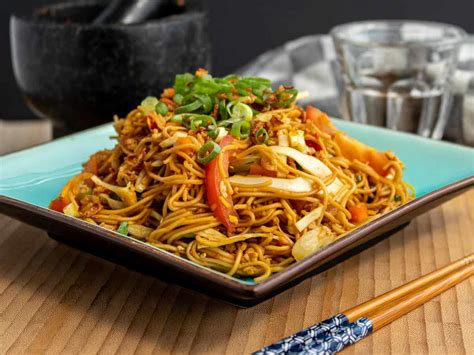 Easy Minute Bami Goreng Indonesian Stir Fried Noodles