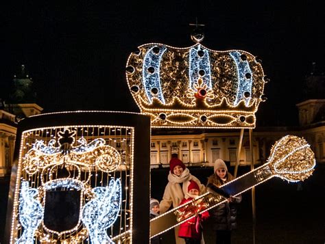 Królewski Ogród Światła Iluminacje świetlne w Wilanowie