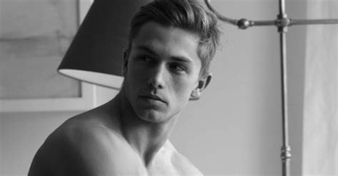 James Yates Naked For The Beautiful Men