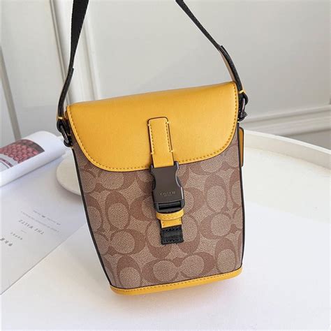 Coach Track Small Flap Crossbody In Signature Canvas 3134 Lazada