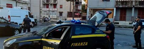 Rapinano E Feriscono Un Anzianodue Arresti Dalla Gdf A Torre