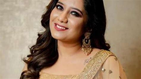 Bigg Boss Tamil Runner Up Priyanka Deshpande Back On Vijay Tv As A