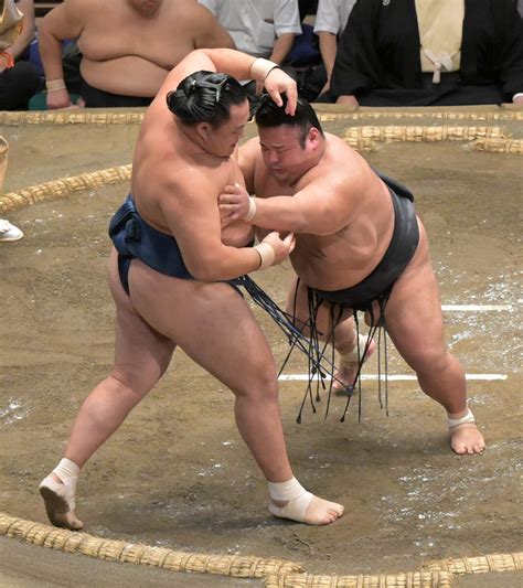 カド番大関・貴景勝が5連勝でトップ 1敗は他に4人 新大関・豊昇龍は朝乃山を下して3勝目 スポーツ報知