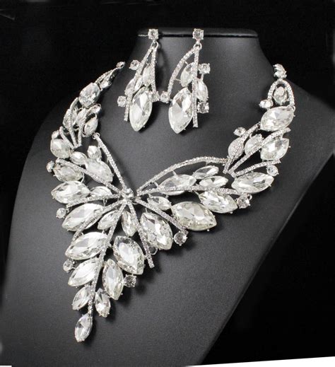 Sensational Austrian Rhinestone Crystal Bib Necklace Earrings Set Silve