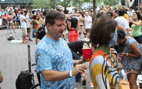 Artists Nude Models Take To The New York Streets For Bodypainting Day NSFW