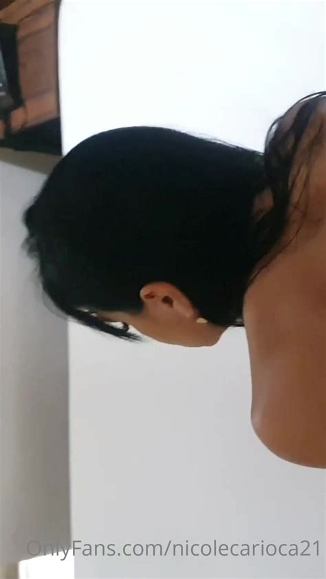 Ana Julia A Hot Woman Having Sex With A Cocky Man Cnn Amador