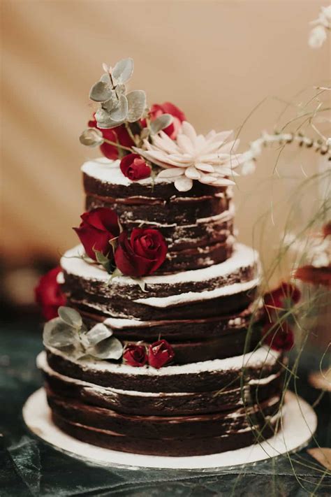 Chocolate Naked Layer Cake Dressed With Fresh Flowers Nouba Au Chocolate Naked Layer