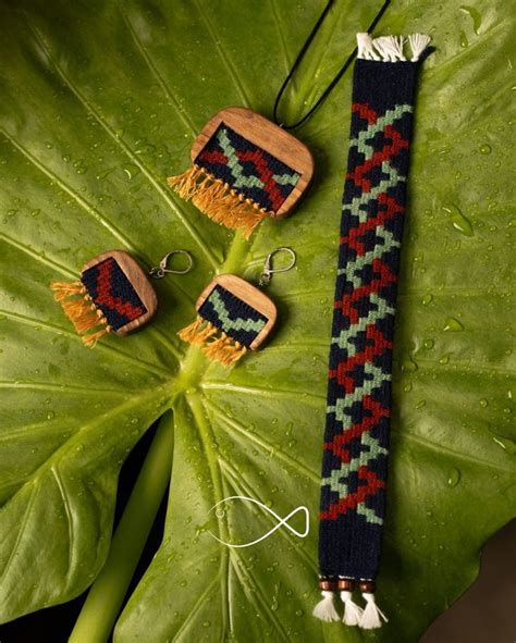 exploring  world  handmade jewellery  traditional crafts