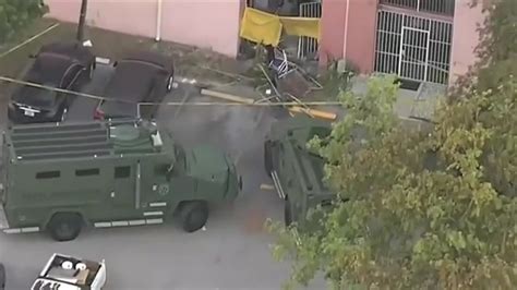 Gunman Dead After Hours Long Swat Standoff At Sw Miami Dade Apartment