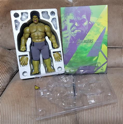 Avengers Age Of Ultron Hulk Hot Toys