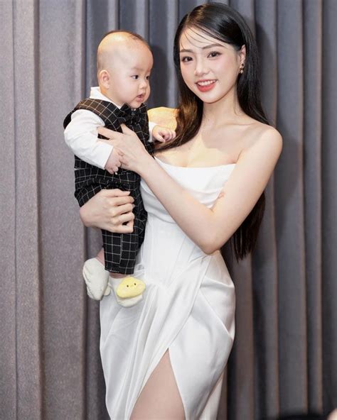 Hot Girl Nh Th Ti T L C Ch V D Ng Thon P M N M Sau Sinh