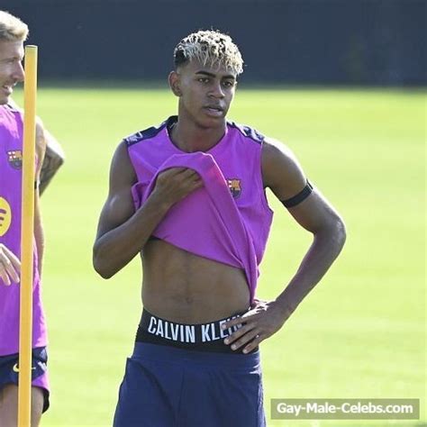 Lamine Yamal Shirtless And Penis Bulge Photos The Nude Scene