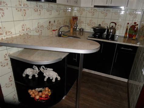 Кухонный гарнитур с барной стойкой (51 фото): планировка для кухни-студии