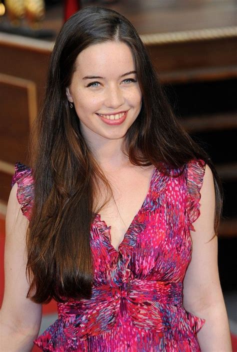 Pictures Of Anna Popplewell