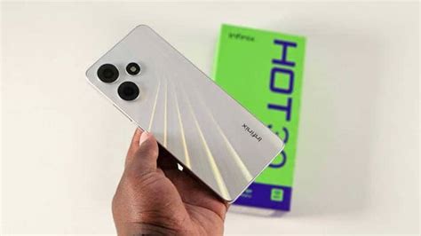 Infinix Hot