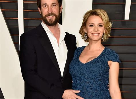 4 Facts About Owen Strausser Wyle, Noah Wyles Second Son - Xivents