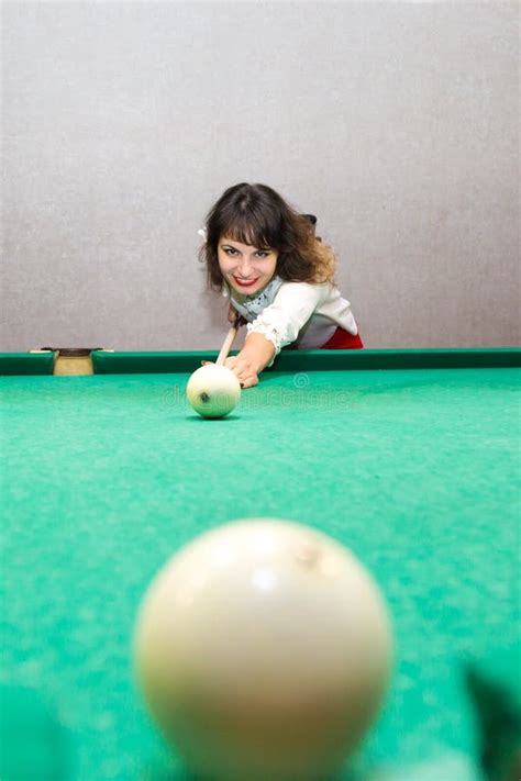 Girl Brunette Plays Billiards Sport Lifestyle Stock Image Image Of Recreation
