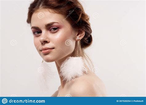 Beautiful Woman Bright Makeup Naked Shoulders Clear Skin Freshness