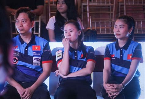 Hot girl bi a Hàn Quốc liên tiếp dọn bàn tuyển VN gặp khó tại siêu cúp quốc tế