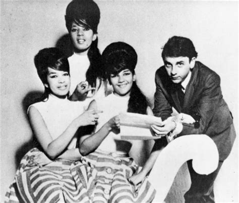 The Ronettes - Holiday Songs | Max Fm 95.8 Maximum Music