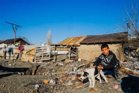 The Largest Gypsy Ghetto In Europe Stolipinovo Bulgaria Yomadic