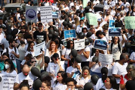 Profissionais De Sa De V O S Ruas De Maring Em Defesa Do Piso Da