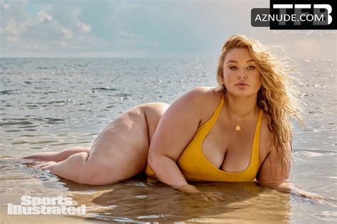 Hunter Mcgrady Sexy Poses Flaunting Her Hot Bikini Body In A Photoshoot For Sports Illustrated