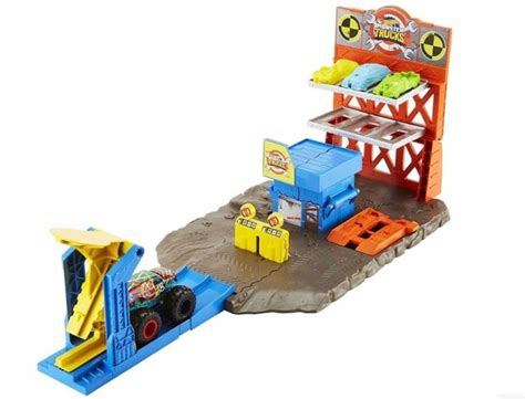 Игровой набор Mattel Hot Wheels Monster Trucks Автотрек Взрывная станция HFB12 купить на OZON по