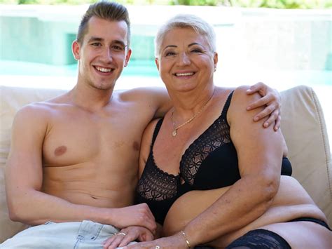 Oma Alt Und Teuer Wie Guter Wein Scene Porn XHamster