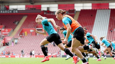 Womens Gallery On The Turf At St Marys Southampton Fc Official Site