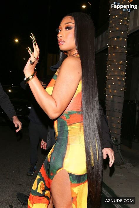 Megan Thee Stallion Sexy Shows Off Her Hot Curves While Leaving Crustacean Restaurant After