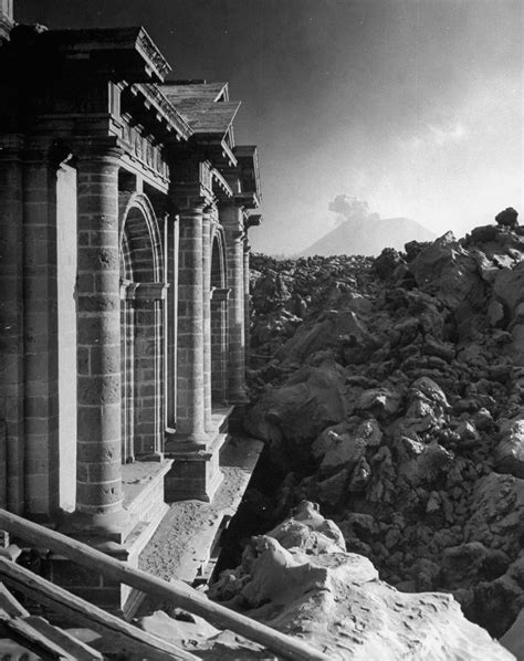 The eruption of Parícutin volcano on a farmer’s cornfield, 1943 - Rare ...