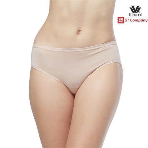 Wacoal Panty Bikini Smooth Edge Beige Pieces Wu M Wu C Wq M Women S Underwear Shopee