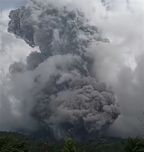 Sebanyak Orang Meninggal Akibat Erupsi Gunung Marapi Proses