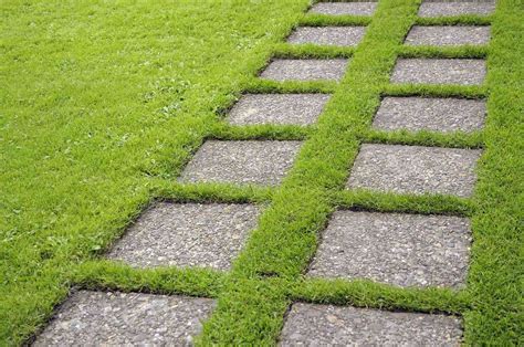 Put Concrete Stepping Stones In Your Garden