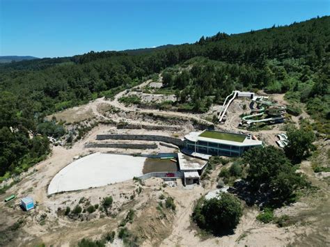 Retoman la actividad en el parque acuático de Meis con el objetivo de