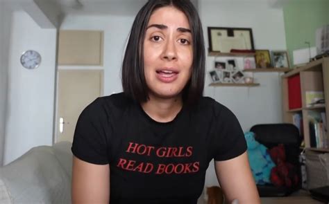 Έλενα Κρεμλίδου για revenge porn Παλεύω από τα 18 με όλο αυτό είναι ο δικός μου σταυρός που