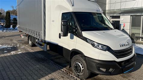 Iveco Iveco Daily C Kurtyna Dost Pne Od R Ki U Autoryzowanego